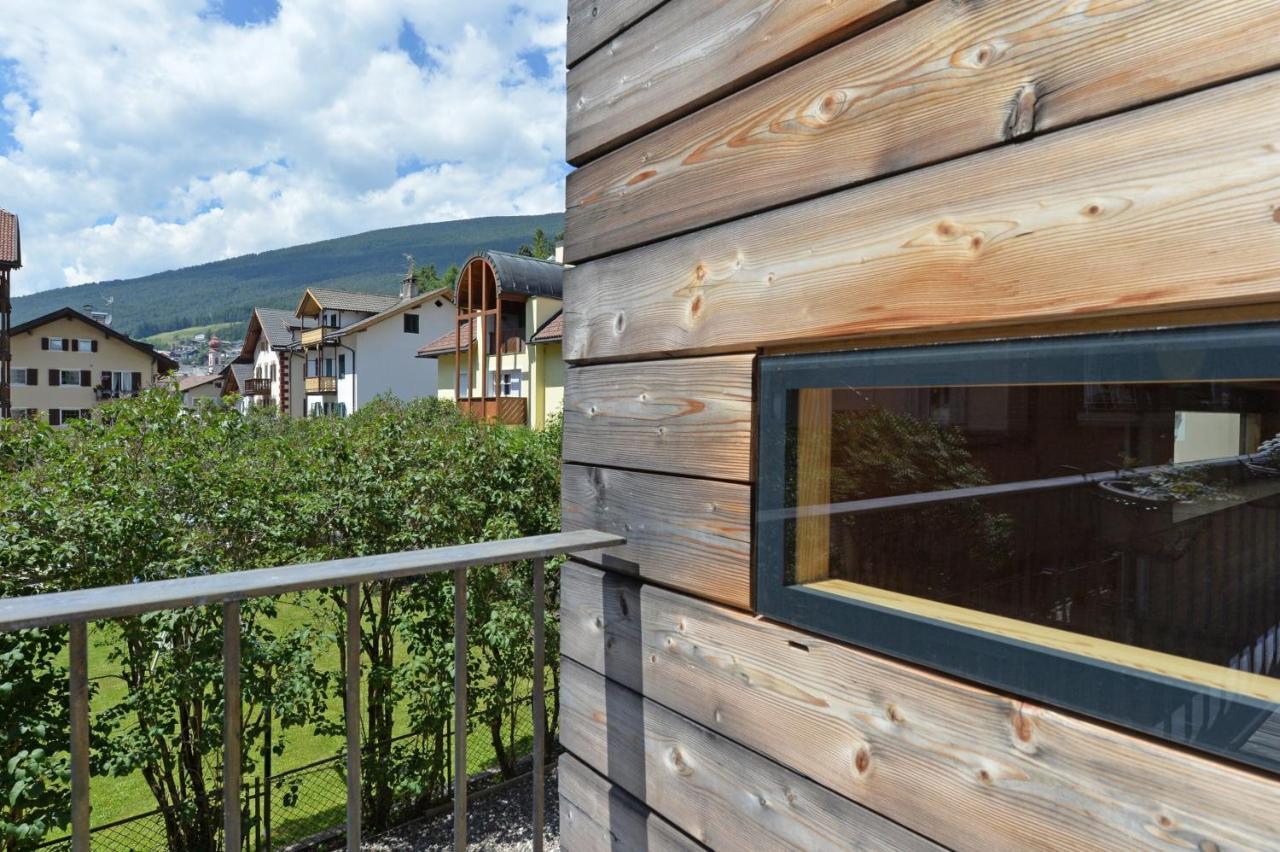 Design Lodge The Cube Ortisei Bagian luar foto