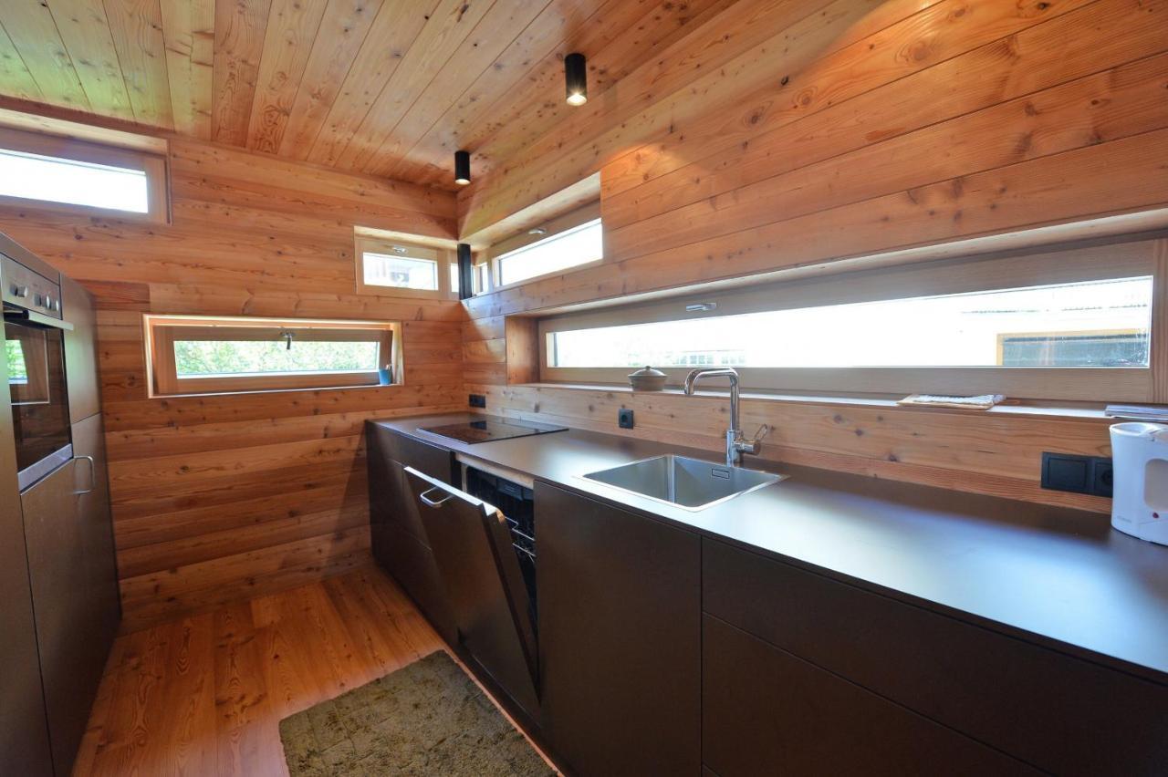 Design Lodge The Cube Ortisei Bagian luar foto